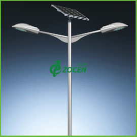 Regelbare IP65 70W Koude Witte Hoge Zonnezonnepaneelstraatlantaarns