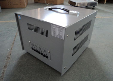 Regelgever van het hoge Machts de Industriële 2 KVA SVC Automatische Voltage AVR 110V/220V